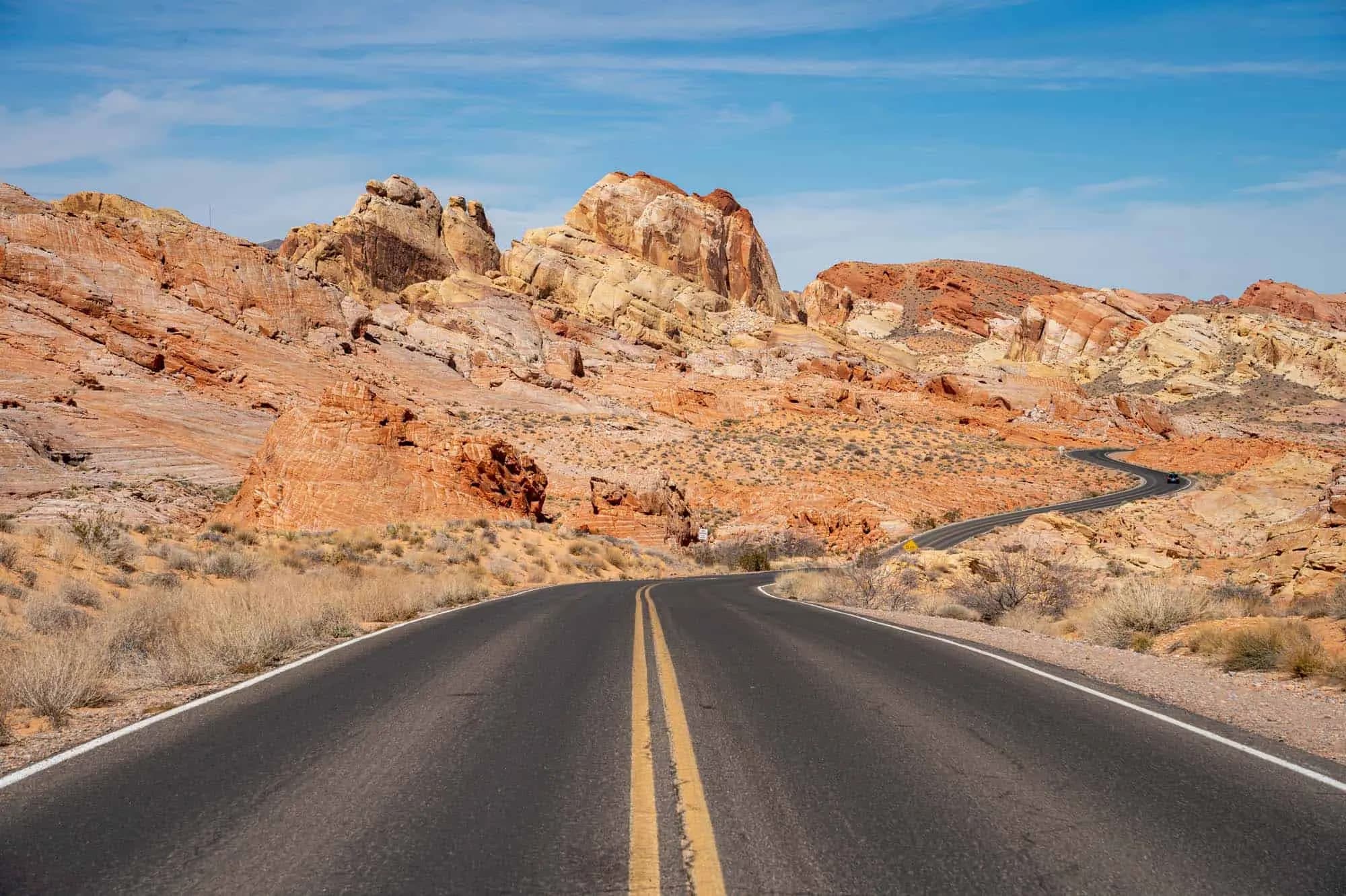 desert-road